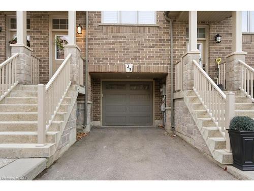 33 Barley Lane, Ancaster, ON - Outdoor