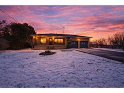 240 Mud Street W Grimsby, ON L0R 1M0