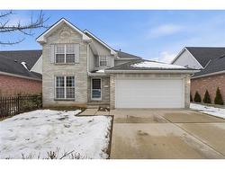 68 Fairlake Drive  Cambridge, ON N1S 4Z3