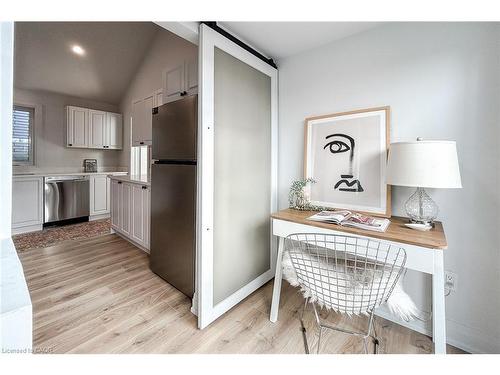 654 West 5Th Street, Hamilton, ON - Indoor