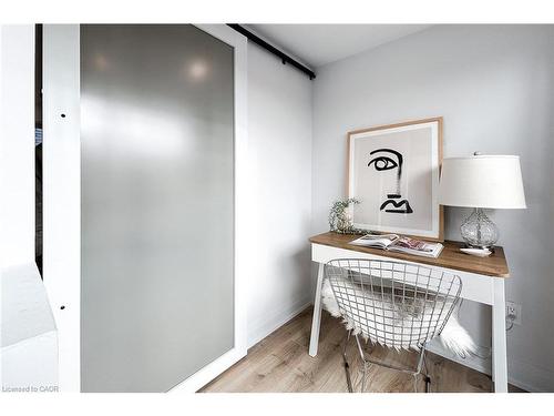 654 West 5Th Street, Hamilton, ON - Indoor