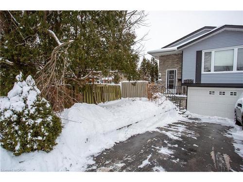 2303 Malcolm Crescent, Burlington, ON - Outdoor