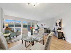 102-105 Conroy Crescent  Guelph, ON N1G 2V5