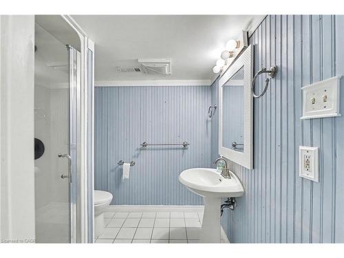 645 Riverside Drive, London, ON - Indoor Photo Showing Bathroom