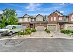 21-400 Stonehenge Drive  Ancaster, ON L9K 0A2