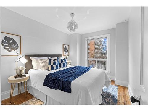 207 Stanley Avenue, Hamilton, ON - Indoor Photo Showing Bedroom