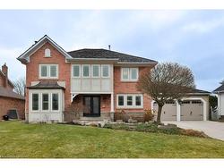2047 Country Club Drive  Burlington, ON L7M 3Z2
