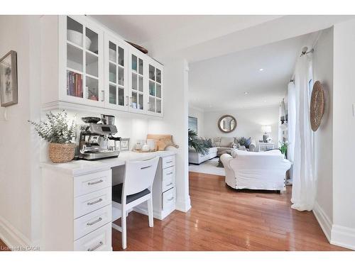 2047 Country Club Drive, Burlington, ON - Indoor