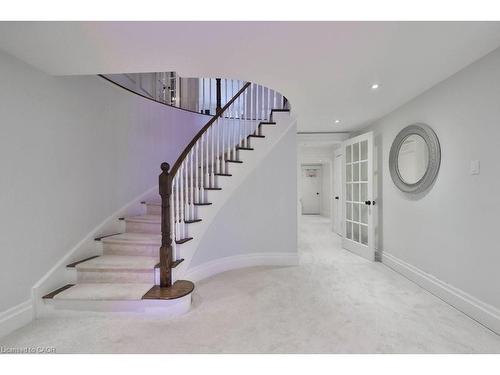 2047 Country Club Drive, Burlington, ON - Indoor Photo Showing Other Room