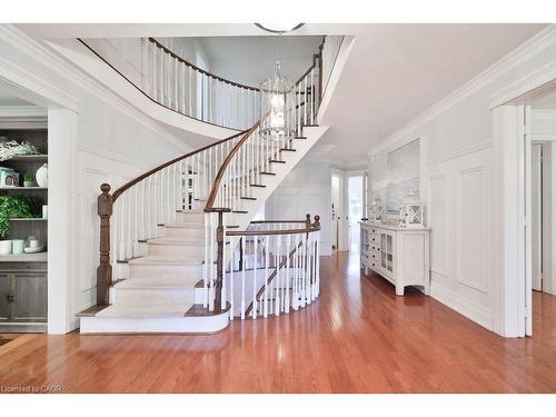 2047 Country Club Drive, Burlington, ON - Indoor Photo Showing Other Room