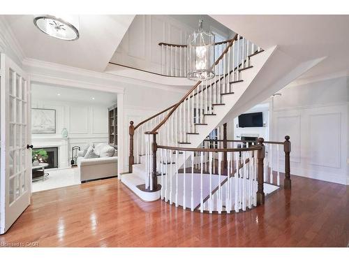 2047 Country Club Drive, Burlington, ON - Indoor Photo Showing Other Room