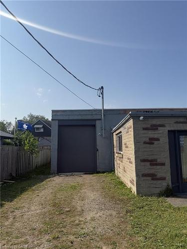 8 Munch Avenue, Cambridge, ON 