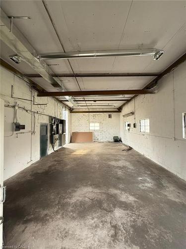 8 Munch Avenue, Cambridge, ON 