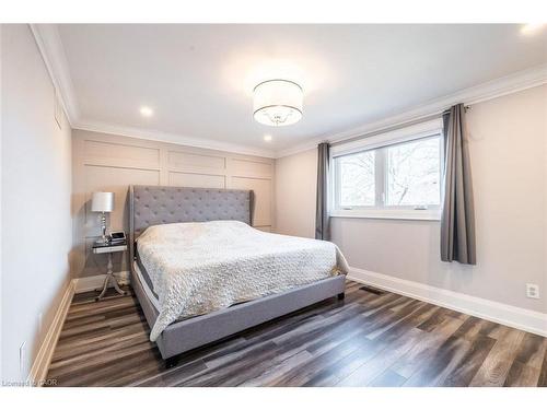 3269 Woodcroft Crescent, Burlington, ON - Indoor Photo Showing Bedroom