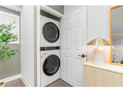 4 Robins Avenue, Hamilton, ON - Indoor Photo Showing Laundry Room