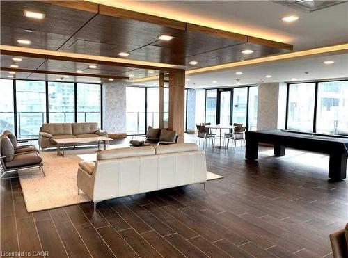 3103-20 Shore Breeze Drive, Toronto, ON - Indoor Photo Showing Other Room