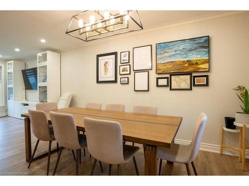 301 Lakeview Avenue, Burlington, ON - Indoor Photo Showing Dining Room