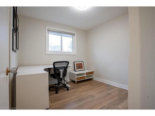 301 Lakeview Avenue, Burlington, ON - Indoor