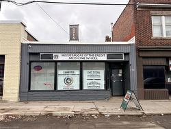 774 Barton Street E Hamilton, ON L8L 3B1
