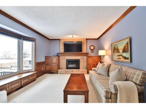 3224 Appollo Road, Burlington, ON - Indoor Photo Showing Living Room With Fireplace