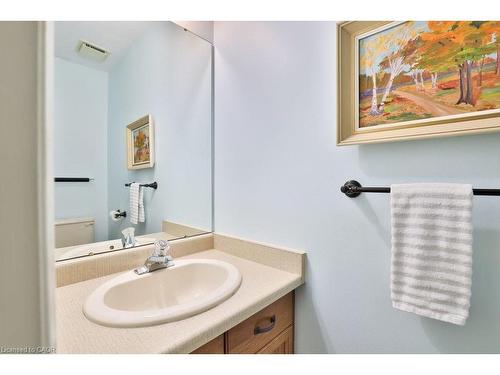 3224 Appollo Road, Burlington, ON - Indoor Photo Showing Bathroom