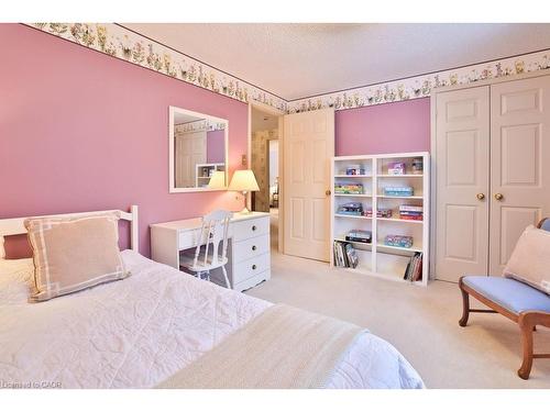 3224 Appollo Road, Burlington, ON - Indoor Photo Showing Bedroom