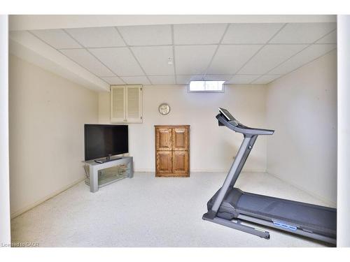 3224 Appollo Road, Burlington, ON - Indoor Photo Showing Gym Room