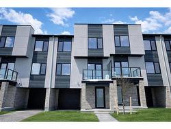 17-4255 Lismer Lane  London, ON N6L 0B9