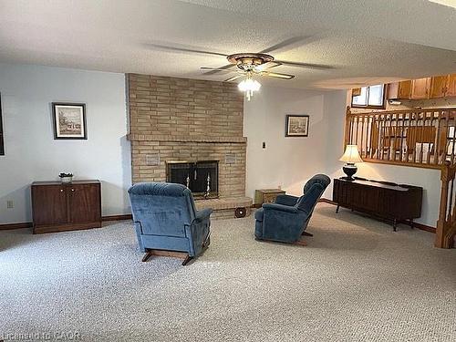18 Kingfisher Drive, Hamilton, ON - Indoor With Fireplace