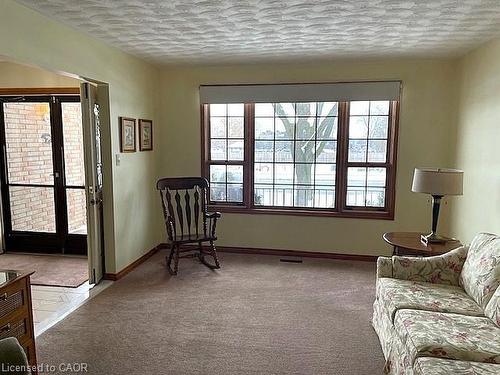 18 Kingfisher Drive, Hamilton, ON - Indoor