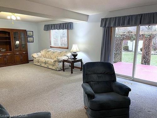 18 Kingfisher Drive, Hamilton, ON - Indoor