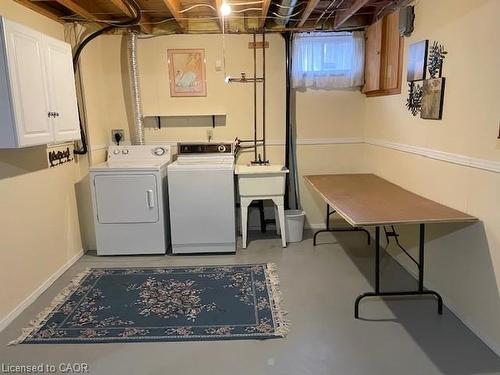 18 Kingfisher Drive, Hamilton, ON - Indoor Photo Showing Other Room