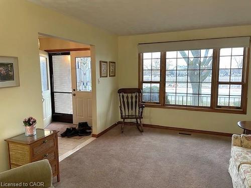 18 Kingfisher Drive, Hamilton, ON - Indoor