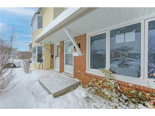 52 Monteagle Crescent, Kitchener, ON - Outdoor