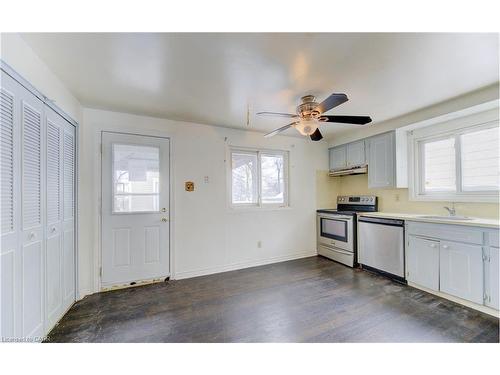 52 Monteagle Crescent, Kitchener, ON - Indoor Photo Showing Kitchen