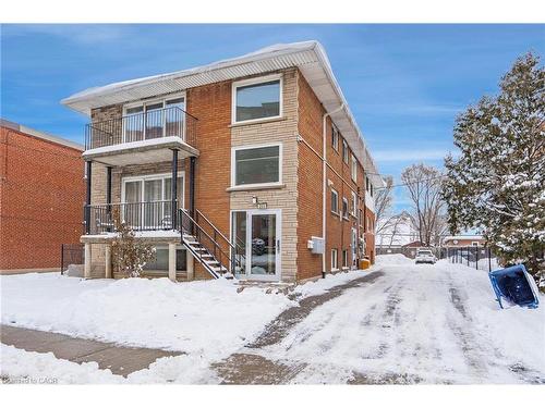 253 Mohawk Road E, Hamilton, ON 