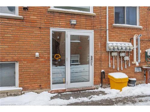 253 Mohawk Road E, Hamilton, ON 