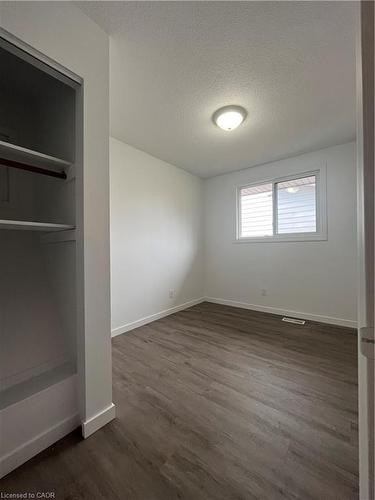 121 Markwood Drive, Kitchener, ON - Indoor Photo Showing Other Room