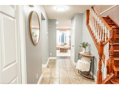 42 Roman Crescent, London, ON - Indoor Photo Showing Other Room