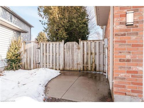 42 Roman Crescent, London, ON - Outdoor With Exterior