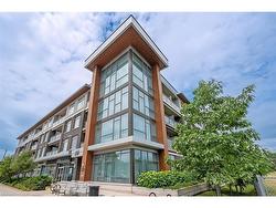 302-457 Plains Road E Burlington, ON L7T 0B8