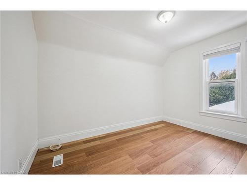 47 Krug Street, Kitchener, ON - Indoor Photo Showing Other Room