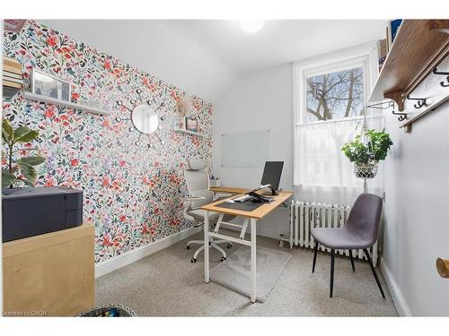 17 Minto Avenue, Hamilton, ON - Indoor Photo Showing Office