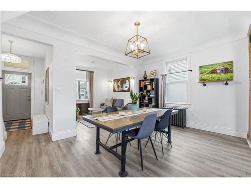 17 Minto Avenue, Hamilton, ON - Indoor Photo Showing Dining Room
