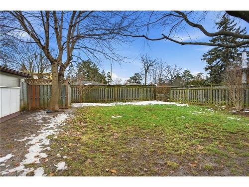 16 Alison Avenue, Cambridge, ON - Outdoor With Backyard