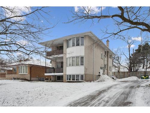 24 Austin Drive, Waterloo, ON 