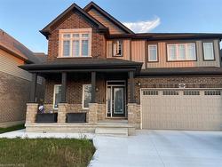 lower-635 Blair Creek Drive  Cambridge, ON N2P 0E7