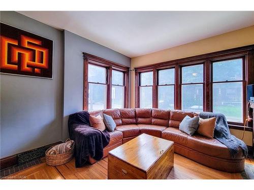 63 Carrick Avenue, Hamilton, ON - Indoor Photo Showing Living Room