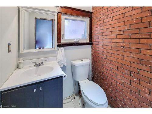 63 Carrick Avenue, Hamilton, ON - Indoor Photo Showing Bathroom