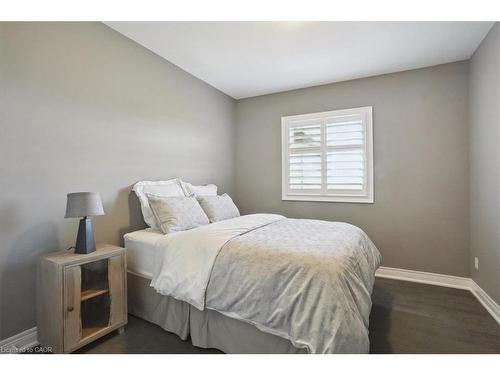 434555 4Th Line, Amaranth, ON - Indoor Photo Showing Bedroom
